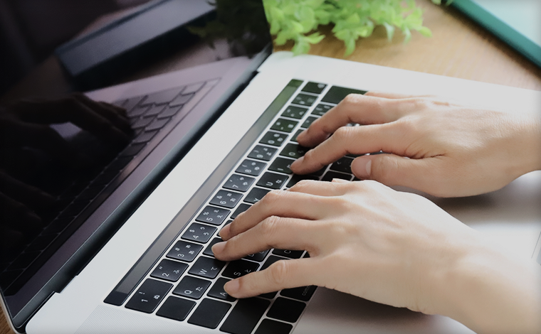 CMSはセキュリティ対策や機能追加により頻繁なアップデートが行われています。Webサイト内部をできる限り安全で新しい状態に保つよう、各種アップデートに対応します。
